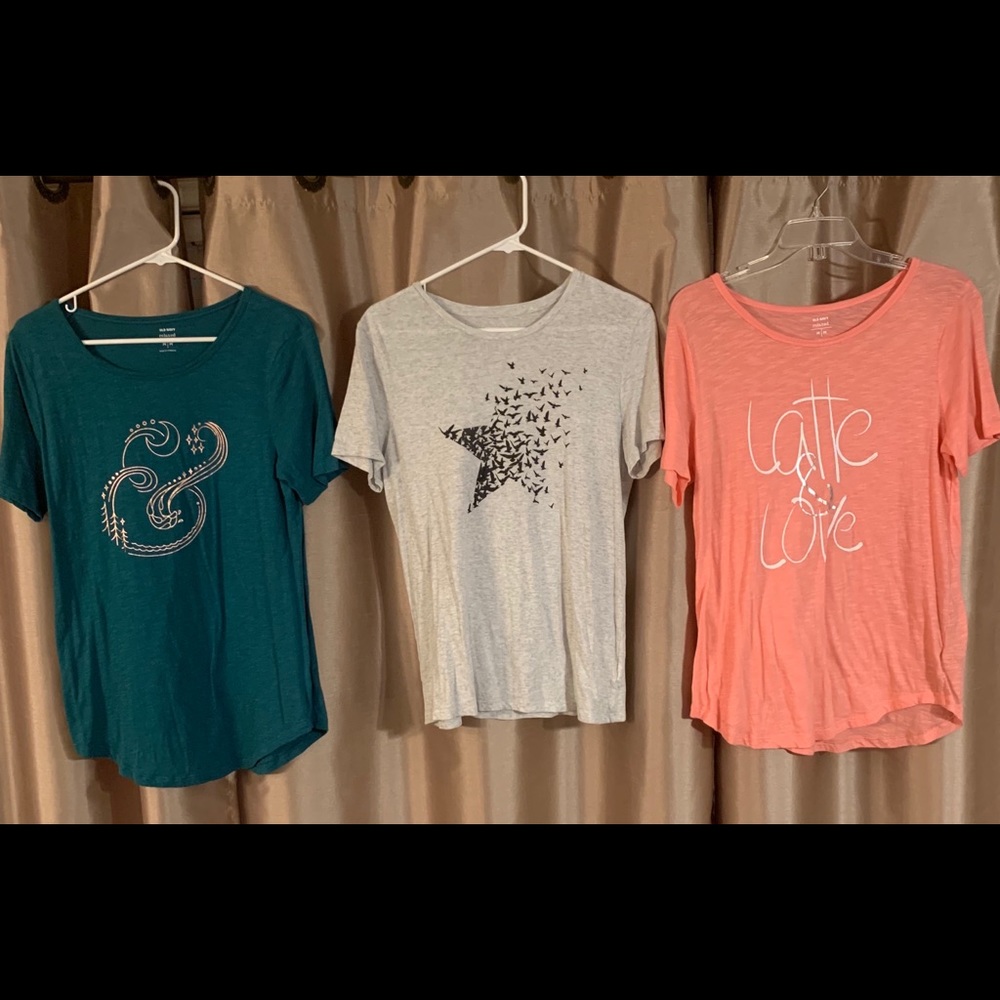 Old Navy Graphic Casual Tops Women Size Medium